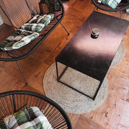 Doux Apartman Odorheiu Secuiesc Buitenkant foto