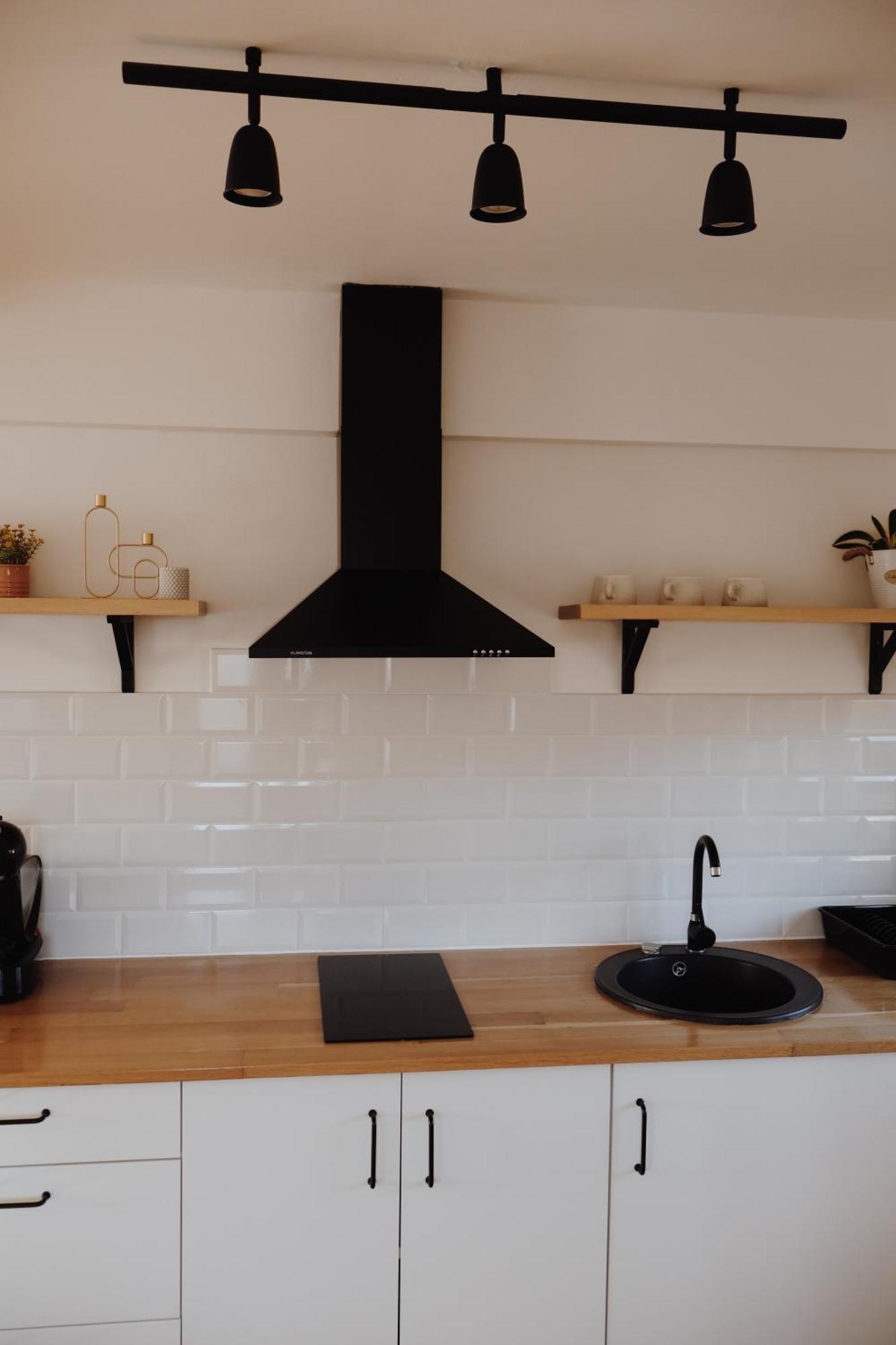 Doux Apartman Odorheiu Secuiesc Buitenkant foto